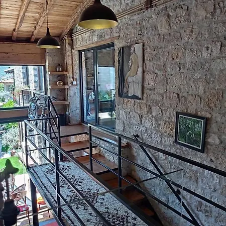 Holiday home Otantik Tas Ev *