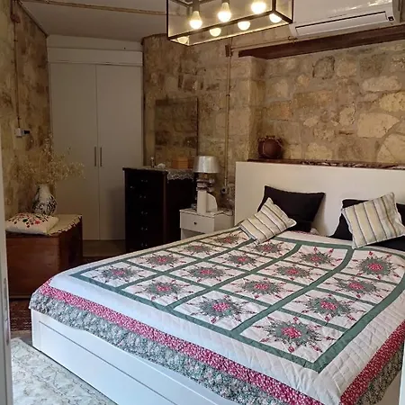 Holiday home Otantik Tas Ev *